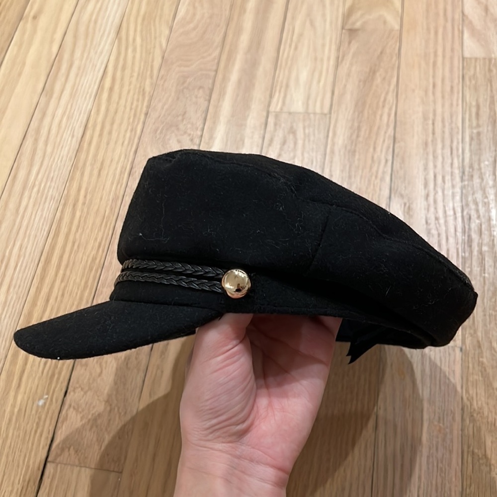Beret - Picture 2 of 4